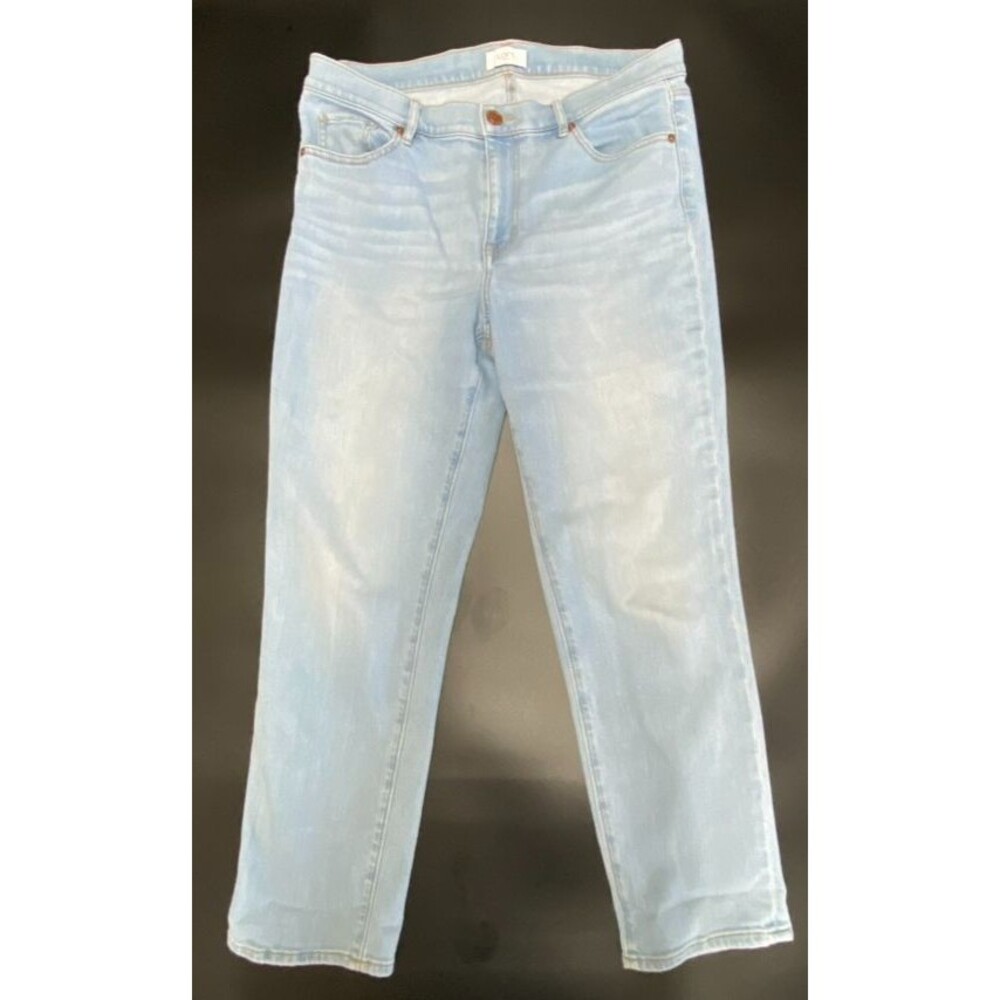 LOFT Outlet Boyfriend Jeans Women's Size 10 Light Wash Denim Casual Pants
